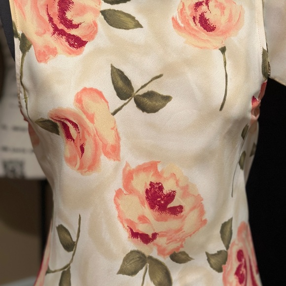 Skirt and blouse set - Picture 4 of 4